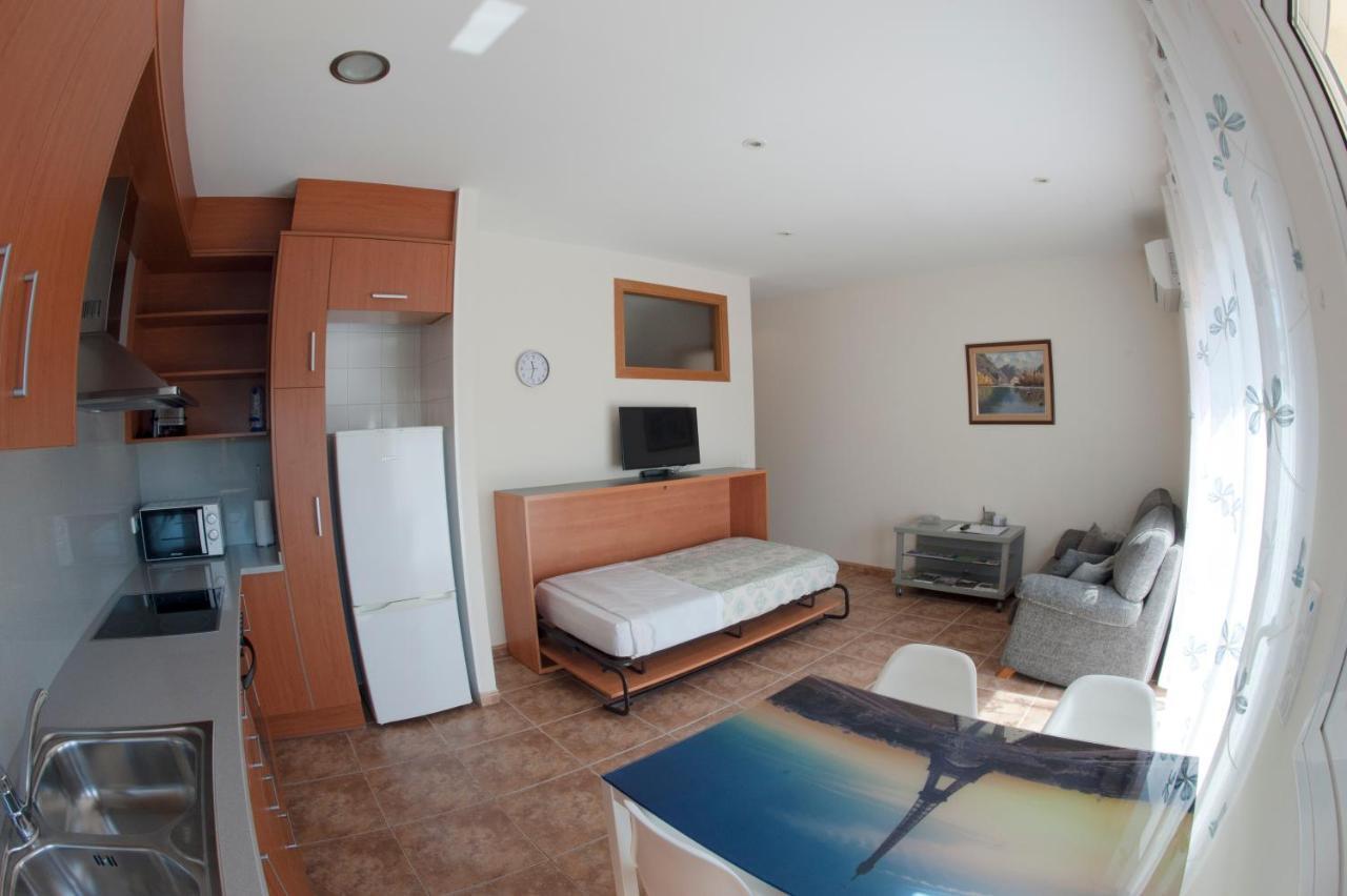 Apartament Can Jaumato Sant Quirze De Besora Kültér fotó